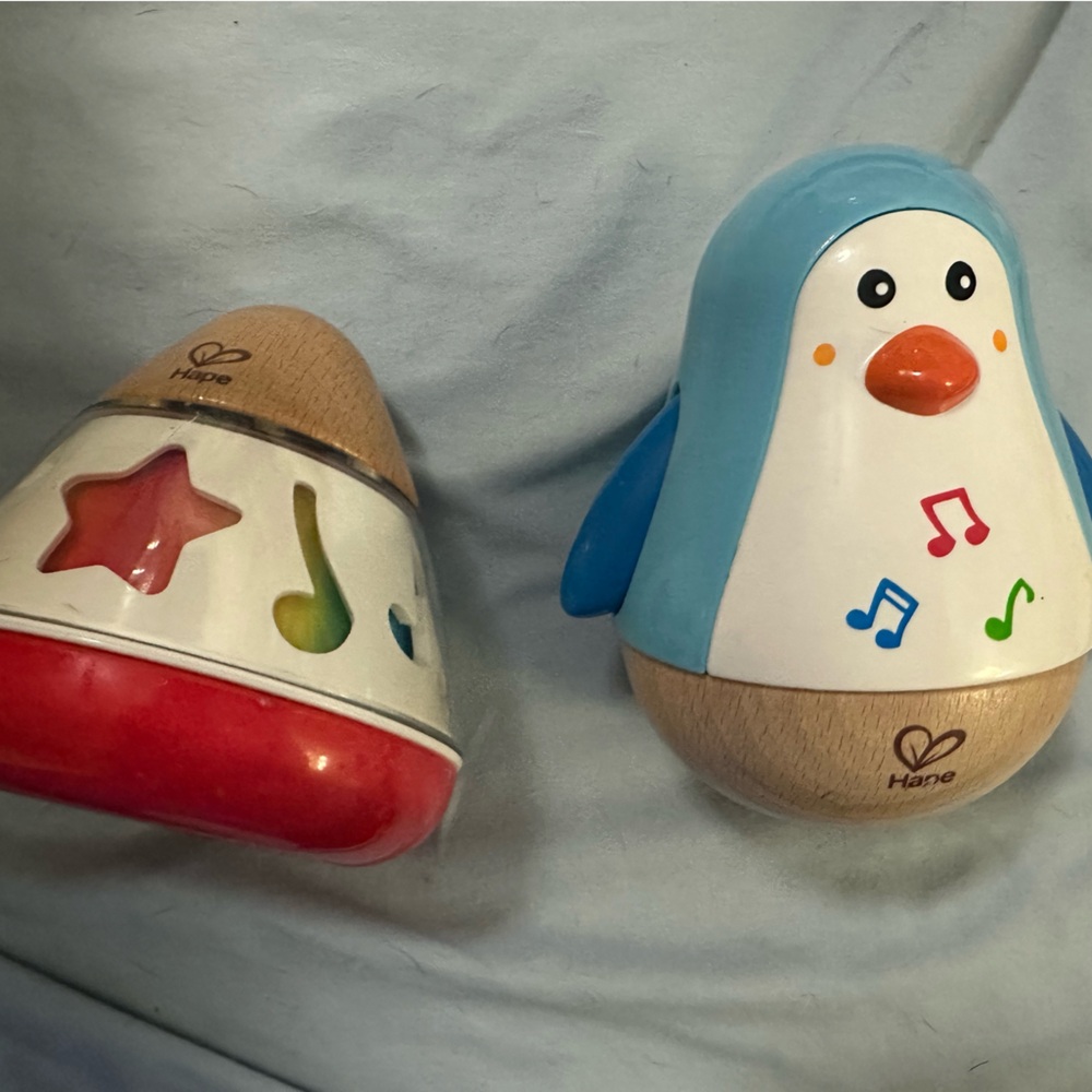 Hape Musical Penguin and Melodies